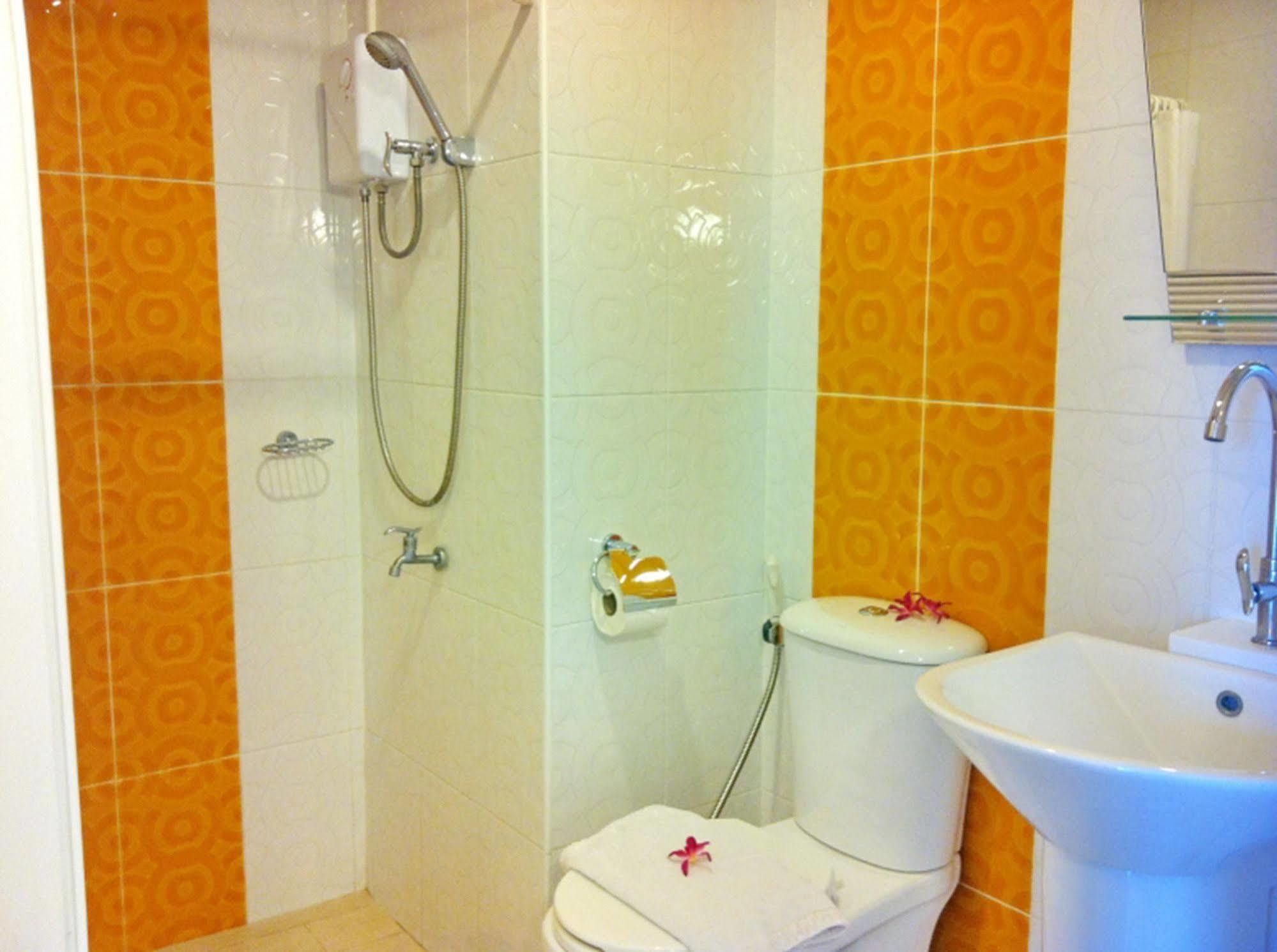 The Nest Serviced Apartment Bangkok Esterno foto