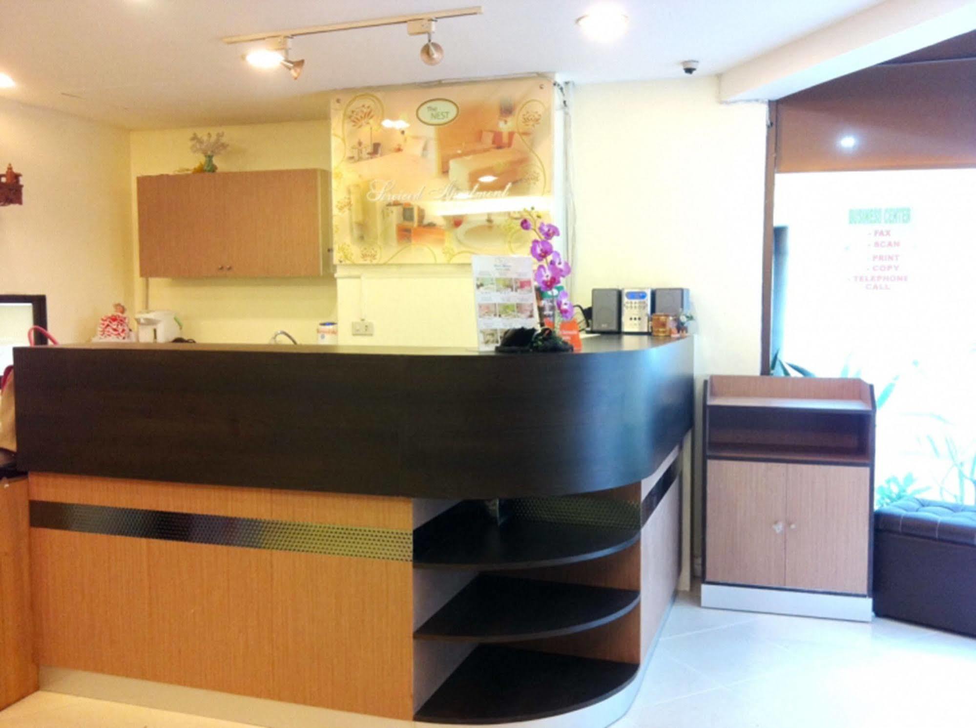 The Nest Serviced Apartment Bangkok Esterno foto